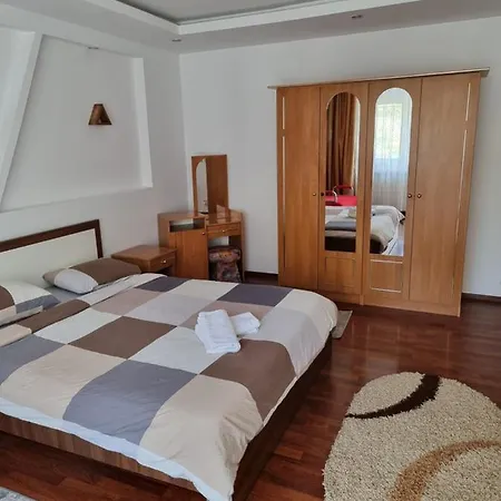 Charming And Intimate Getaway In - Near Unirii Square *