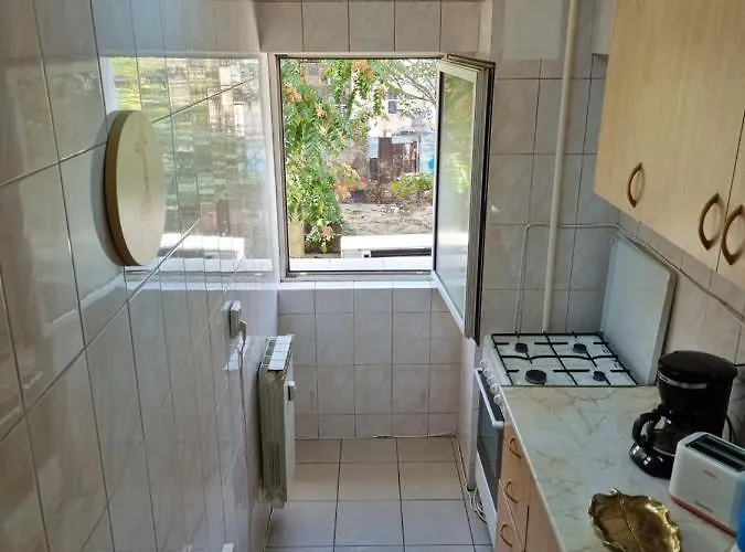 Charming And Intimate Getaway In - Near Unirii Square Апартаменти